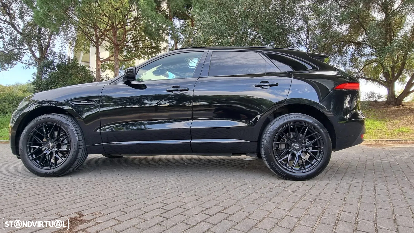 Jaguar F-Pace 2.0 i4D R-Sport - 13