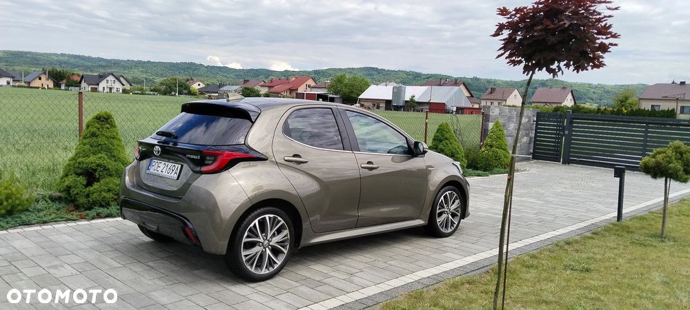 Toyota Yaris Hybrid 1.5 Executive - 24