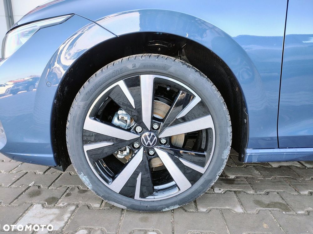 Volkswagen Golf Variant - 9