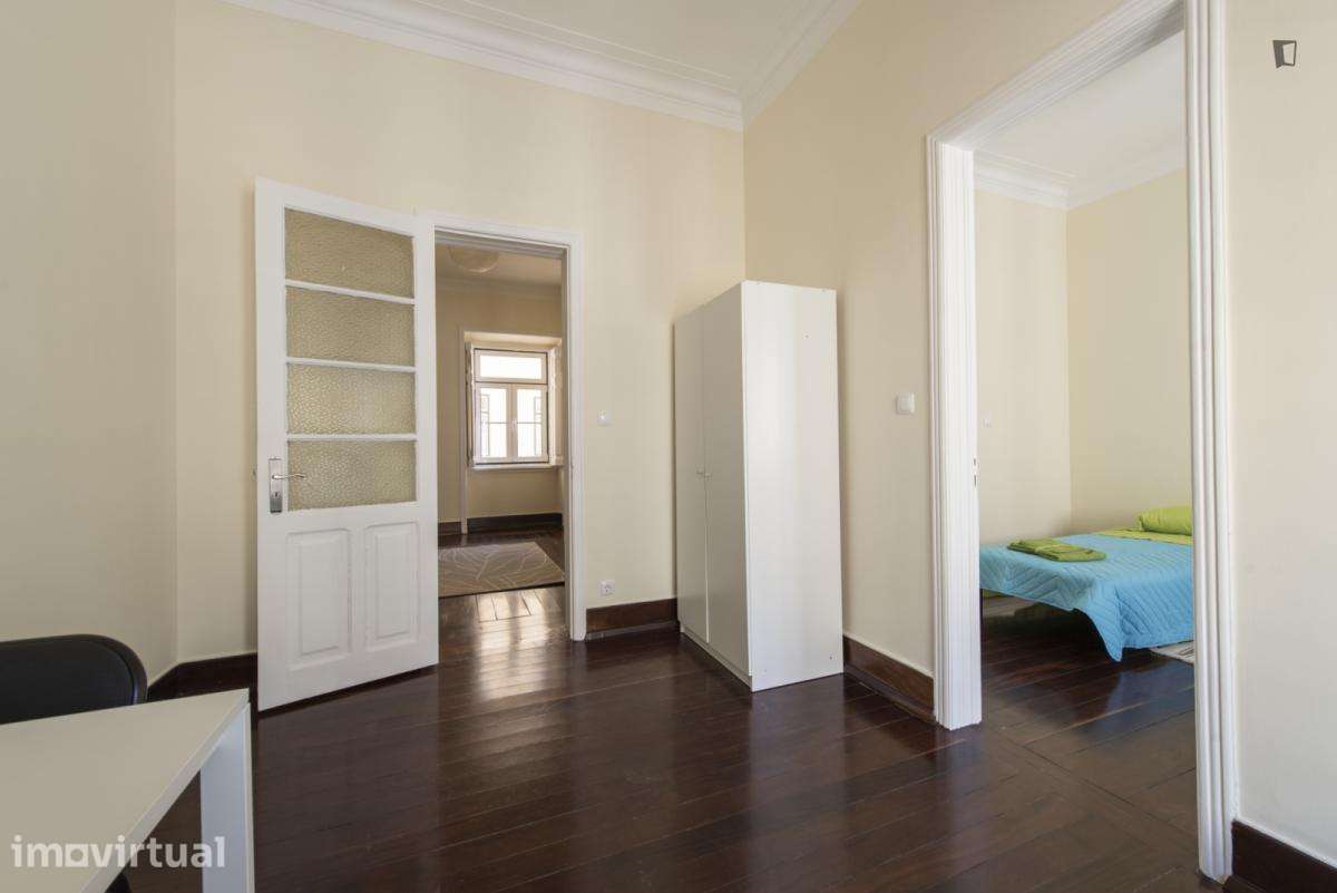 Quarto - localizado em Alcântara Lisbon - Grande imagem: 5/24