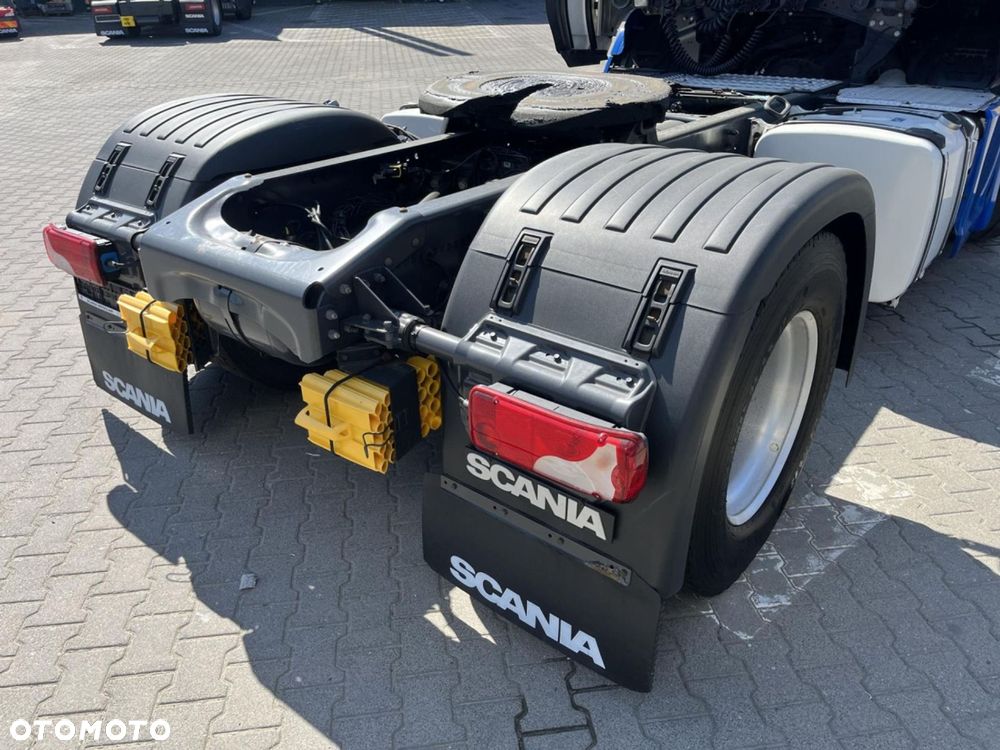 Scania R 500 A4x2NA Zawieszenie tył 4 poduszki - 14