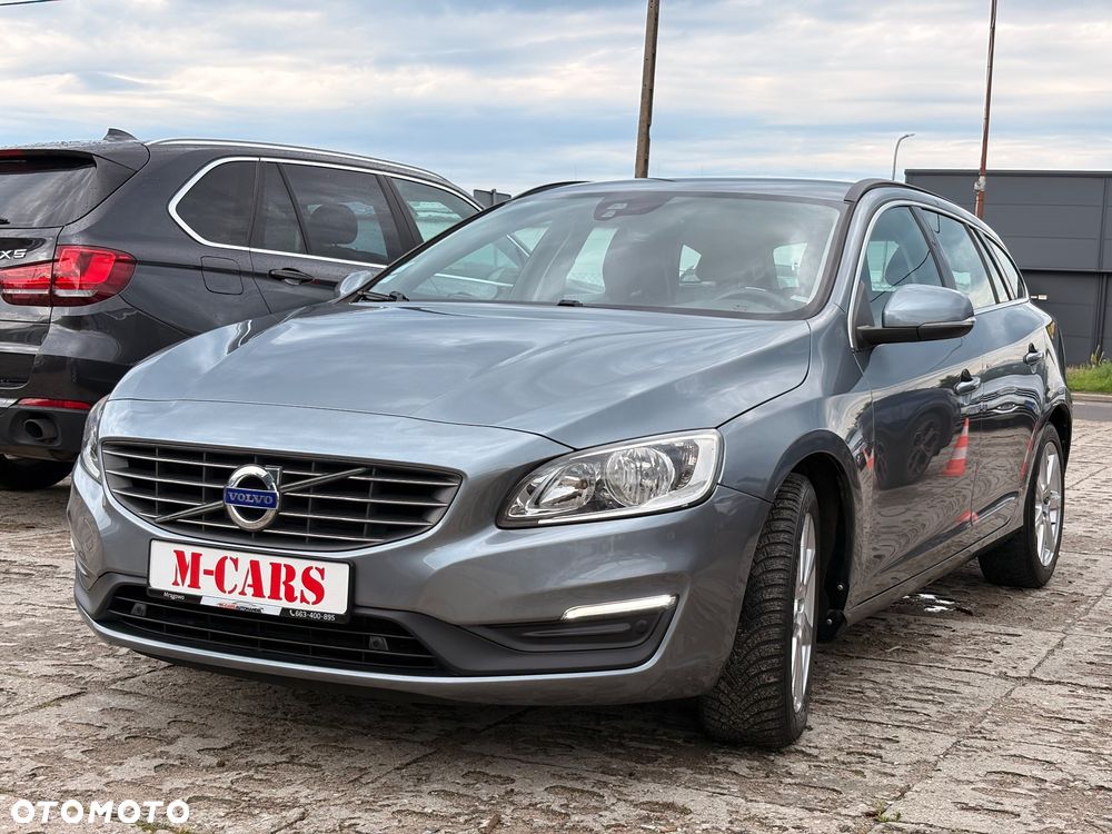 Volvo V60 D3 Momentum Core - 3