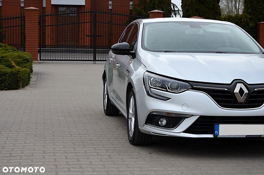 Renault Megane 1.2 Energy TCe Limited - 10