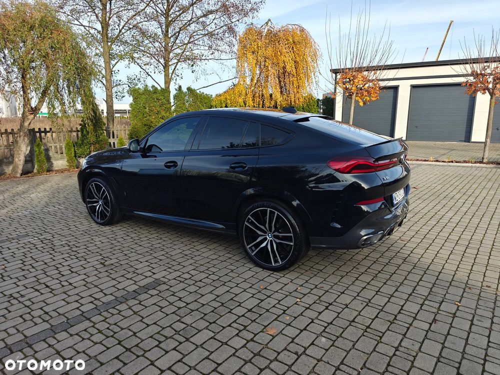 BMW X6M - 32