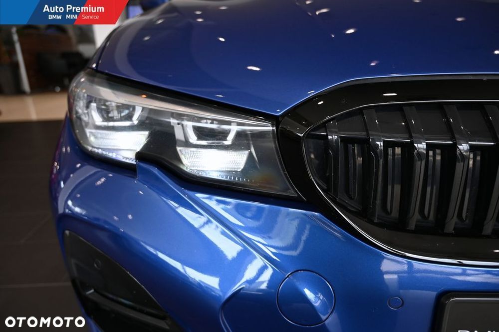 BMW Seria 3 318i M Sport - 22