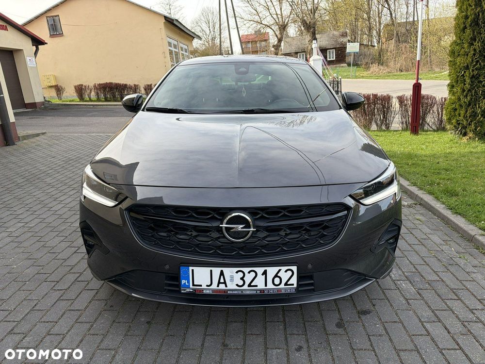 Opel Insignia - 8