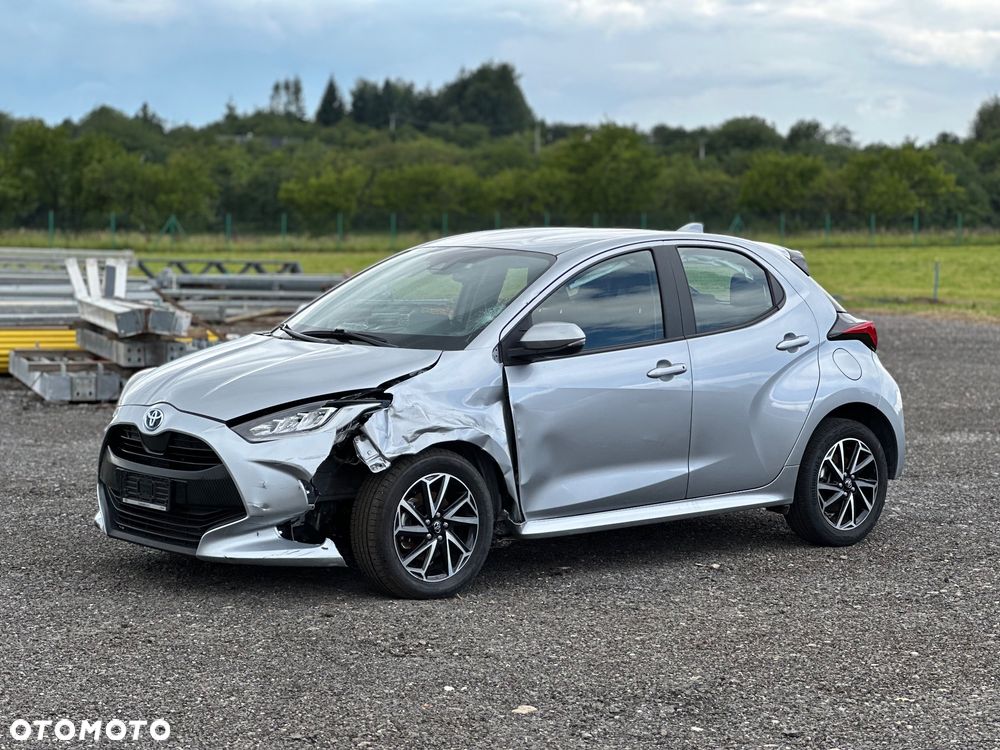 Toyota Yaris - 7