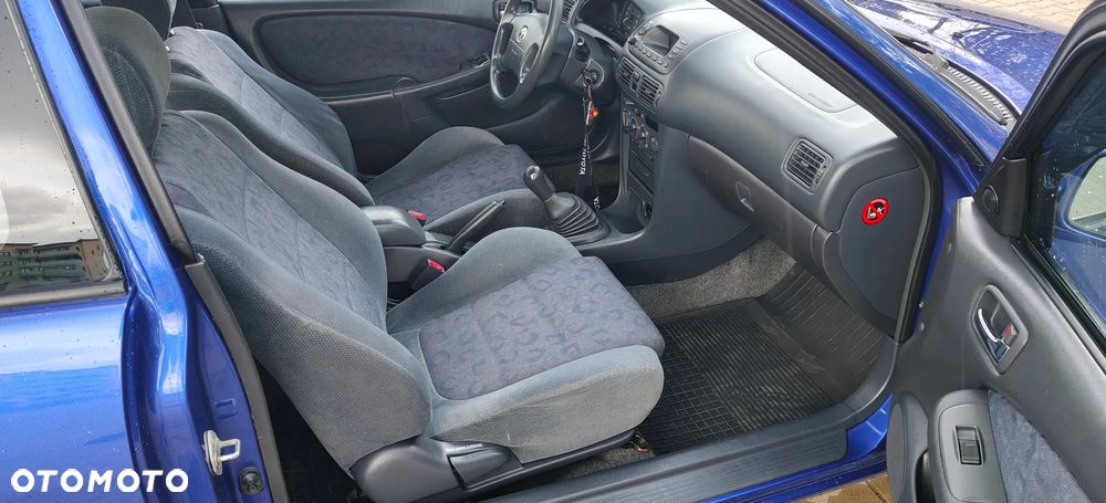 Toyota Corolla 1.4 VVT-i - 15