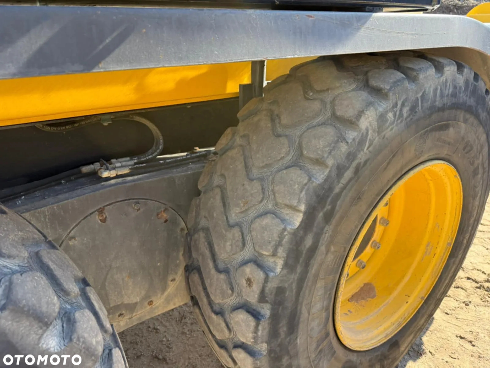 New Holland F156.7A 6x6 - 16