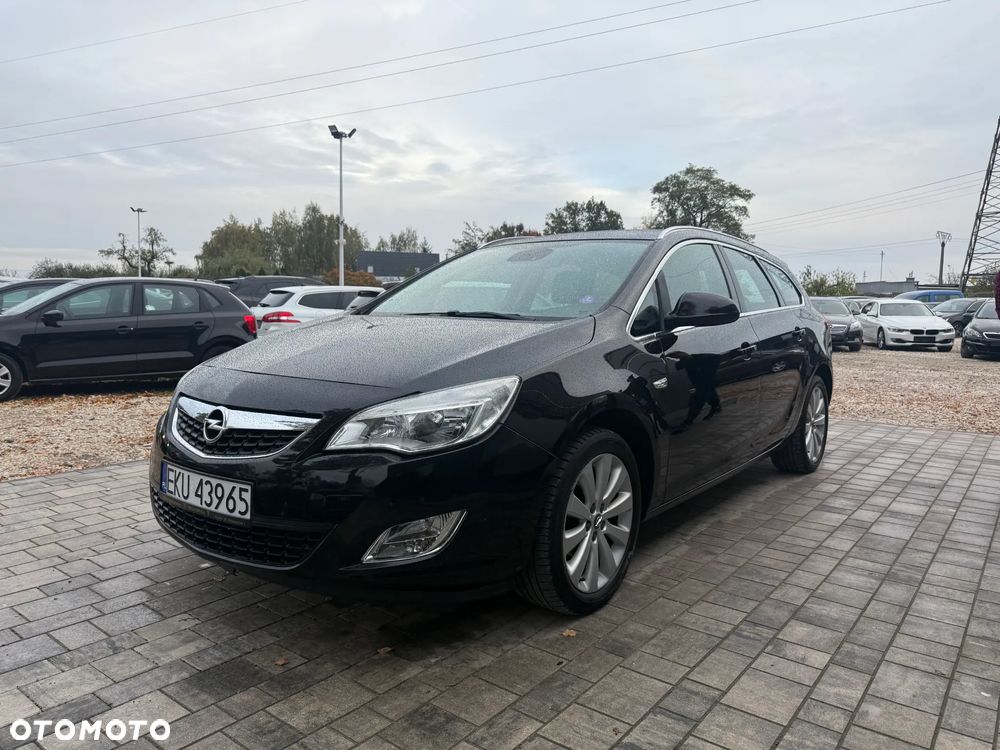 Opel Astra 1.4 EcoFLEX Cosmo - 10