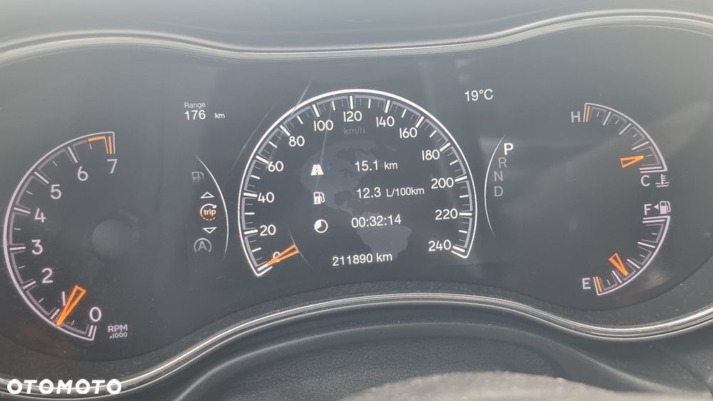 Jeep Grand Cherokee - 6