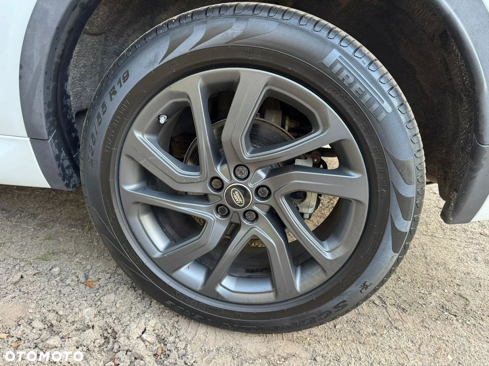 Land Rover Discovery Sport 2.0 Si4 HSE Luxury - 17