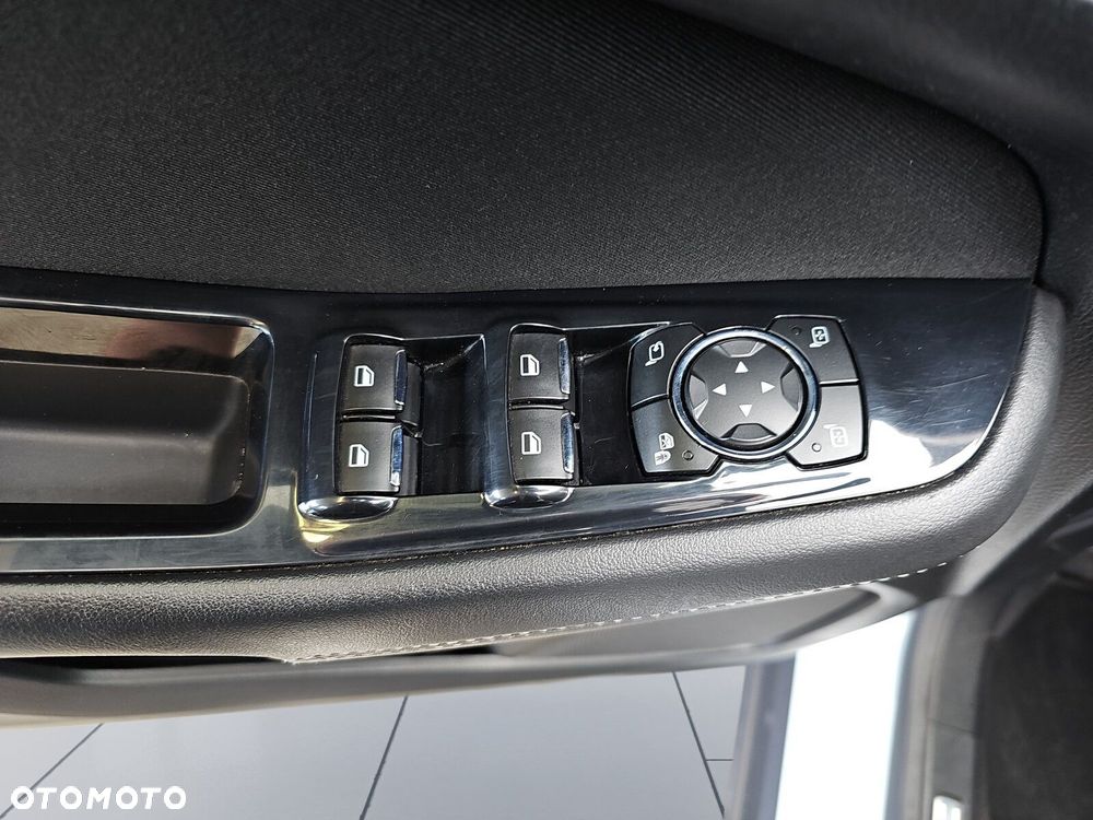 Ford S-Max 2.0 TDCi ST-Line PowerShift - 19