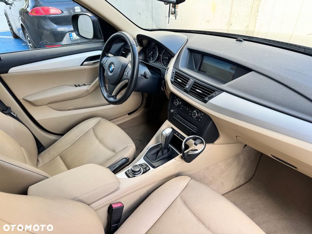 BMW X1 xDrive20d - 12