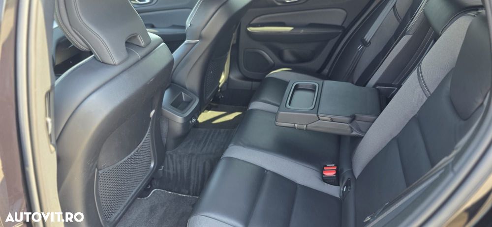 Volvo V60 D3 Geartronic R-Design - 9