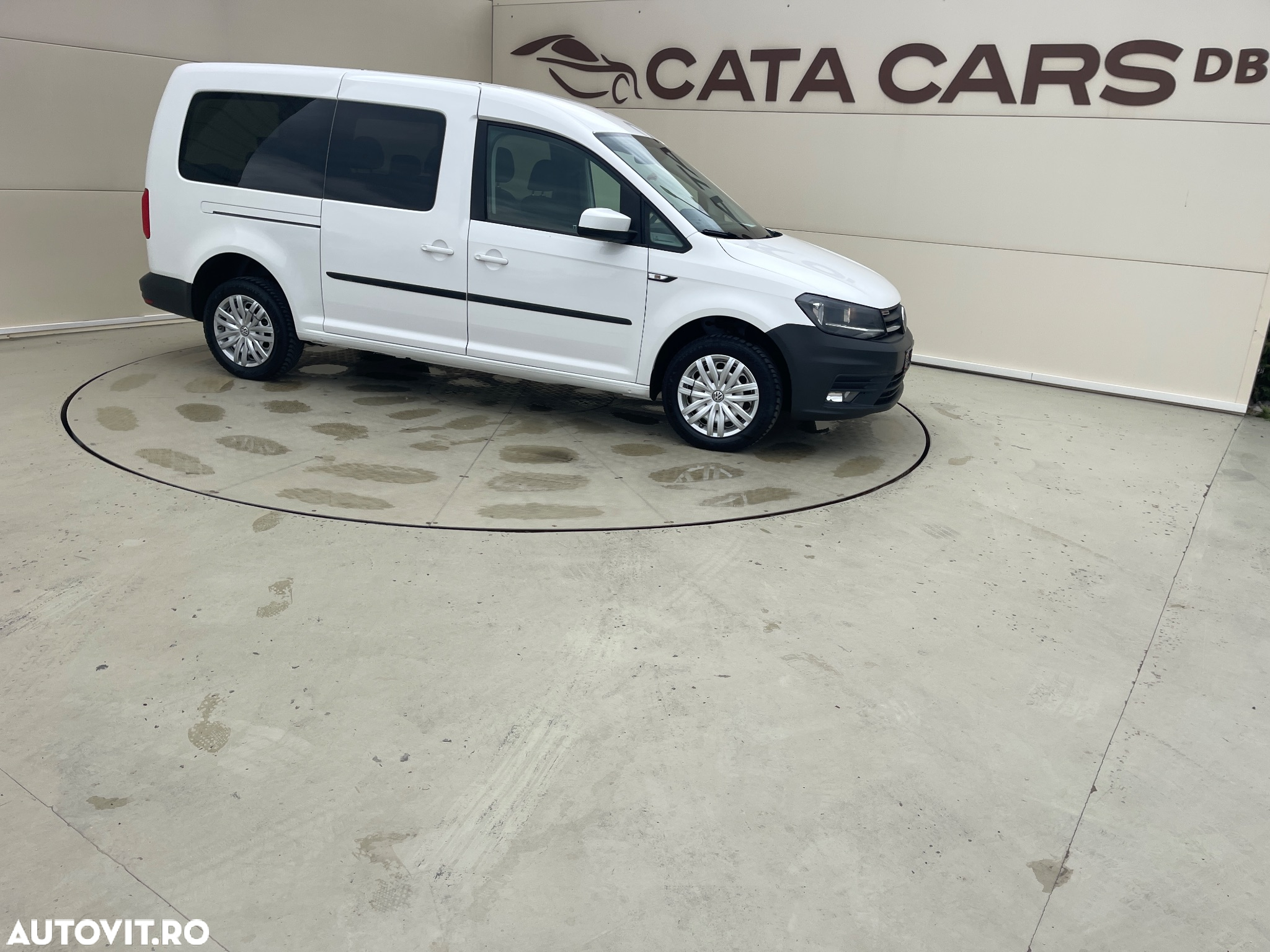 Volkswagen Caddy 2.0 TDI (7-Si.) 4MOTION Maxi Comfortline - 20