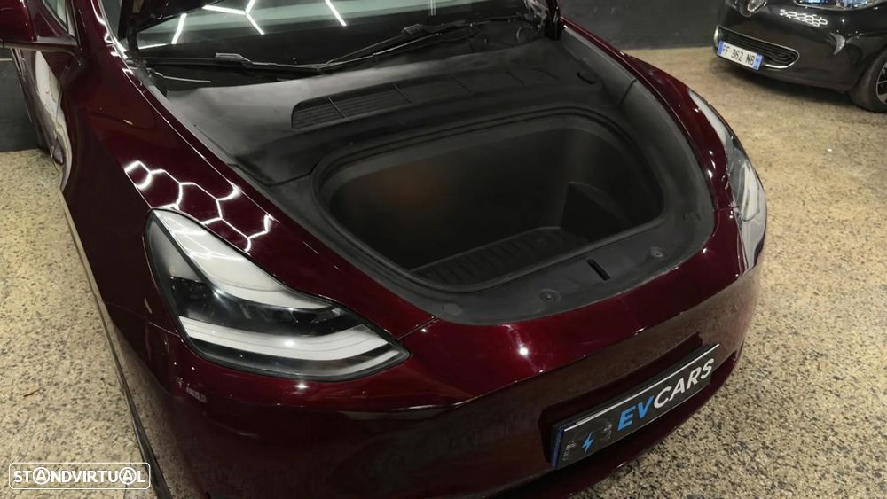 Tesla Model Y Long Range Dual Motor AWD - 6