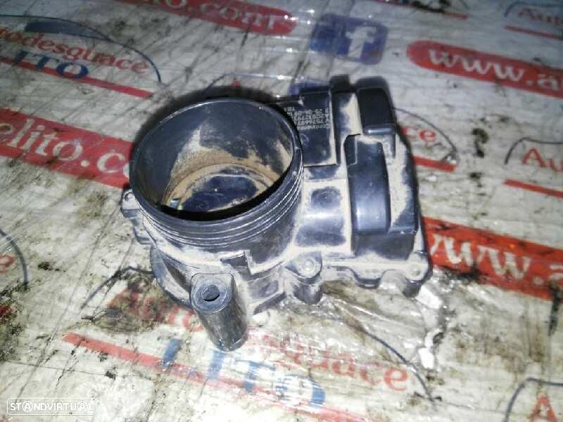 CORPO DE BORBOLETAS CITROEN C3 PICASSO - 1