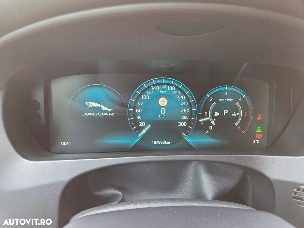 Jaguar F-Pace 30d AWD R-Sport - 7