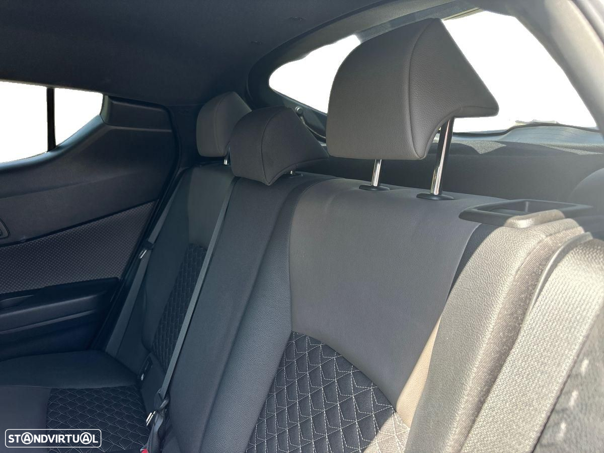Toyota C-HR 1.8 Hybrid Exclusive - 16