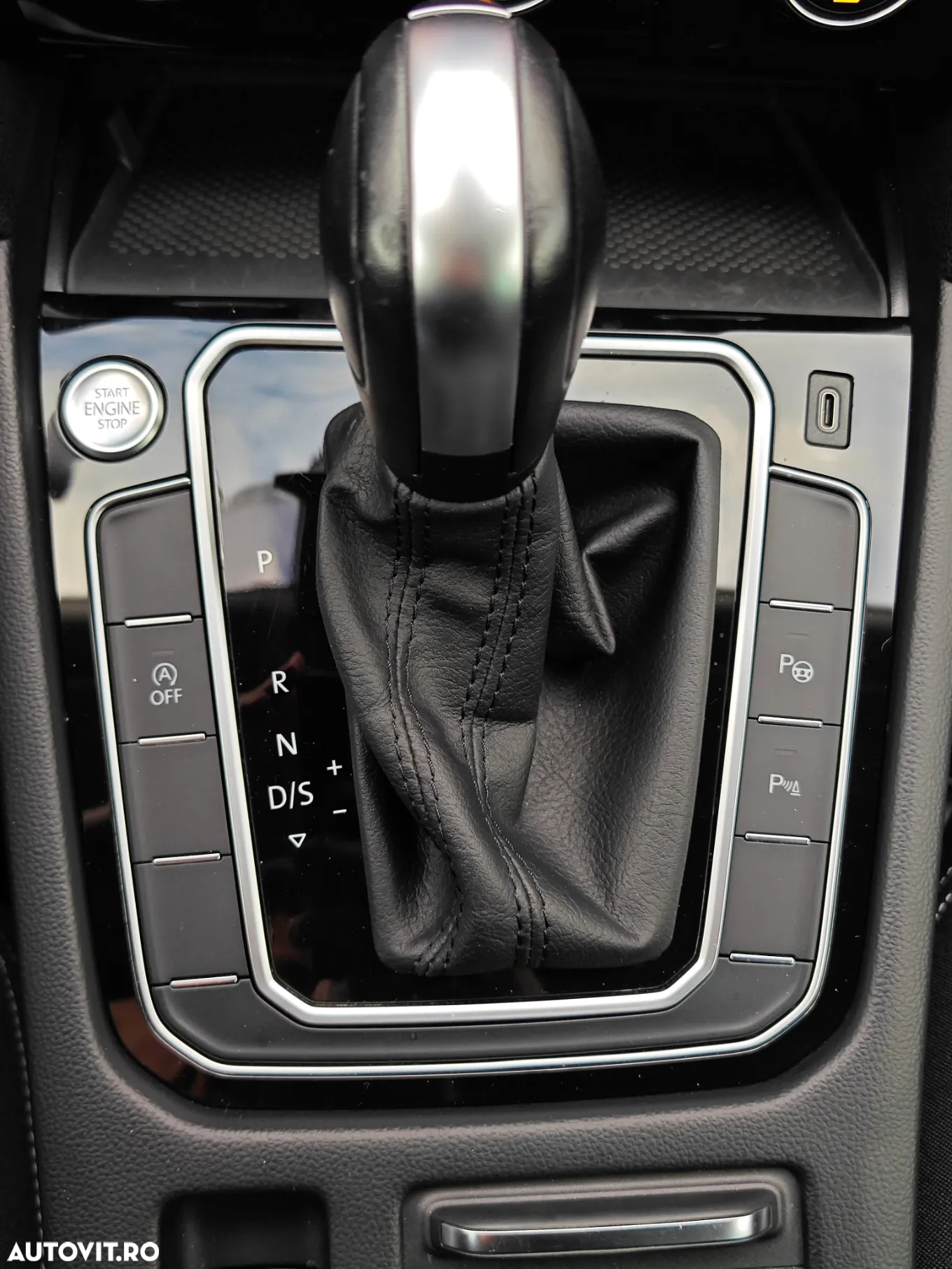 Volkswagen Passat Variant 2.0 TDI DSG Business - 13