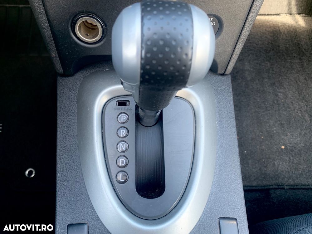 Nissan Rogue - 15