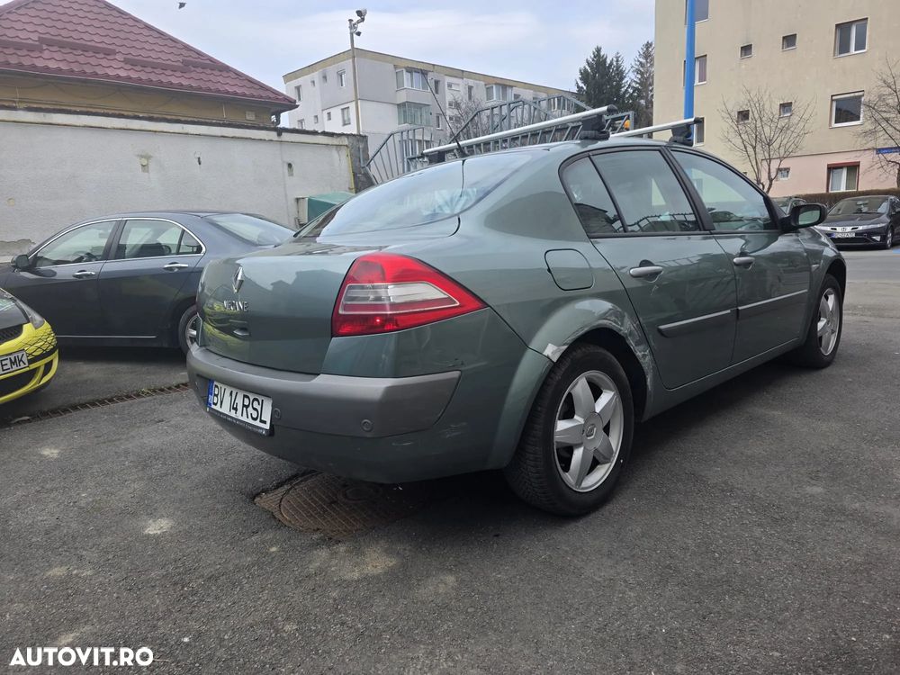 Renault Megane 1.6 16V Privilege - 4