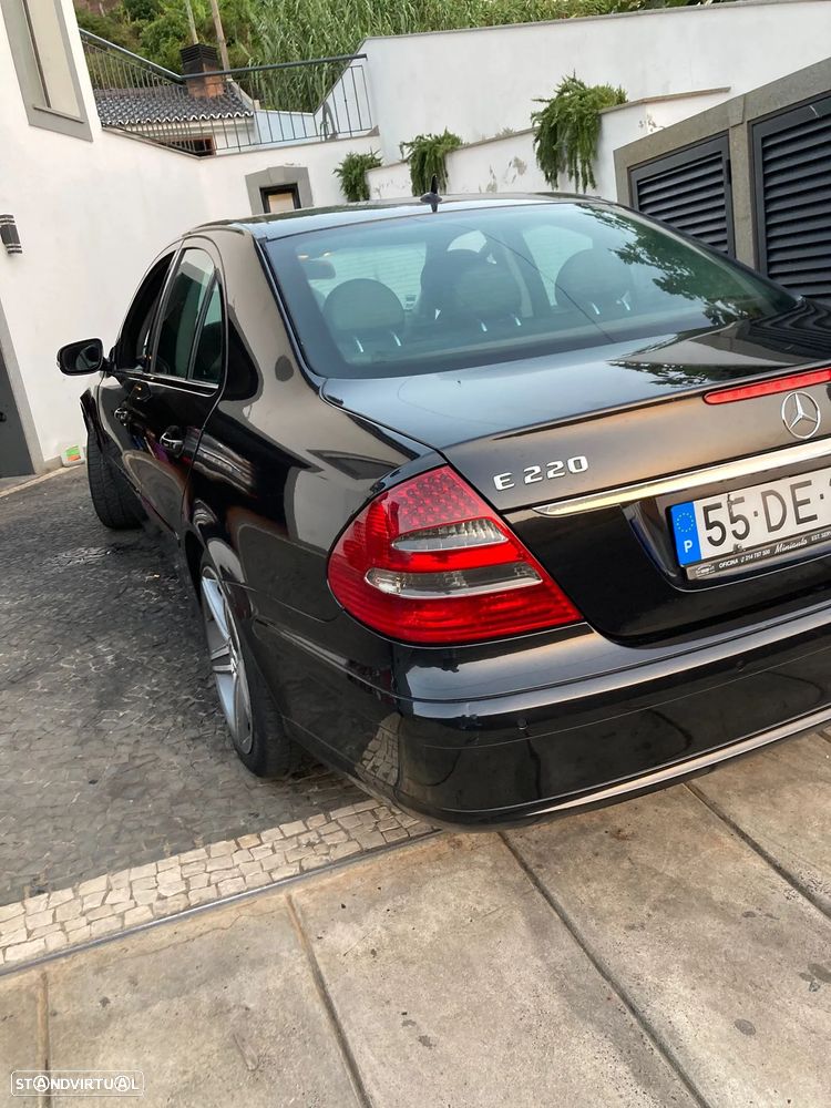 Mercedes-Benz E 220 CDi Executive II Aut. - 10