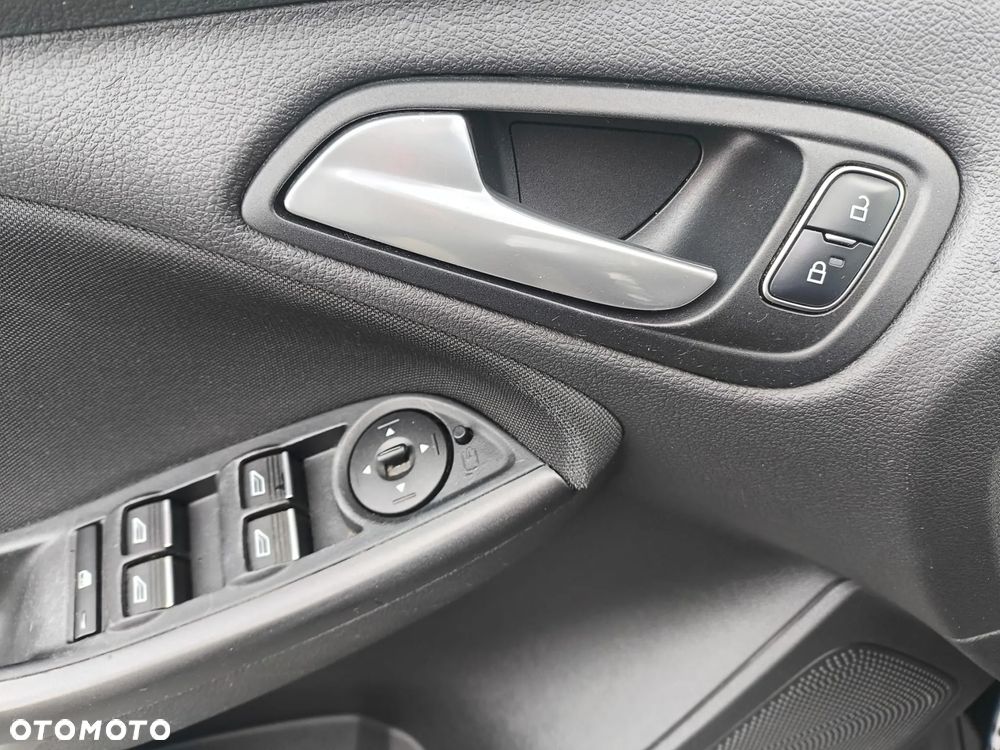 Ford Focus 2.0 TDCi SYNC Edition ASS PowerShift - 19