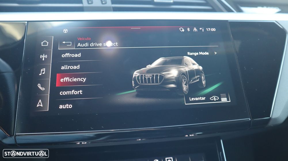 Audi e-tron 55 quattro S line - 31