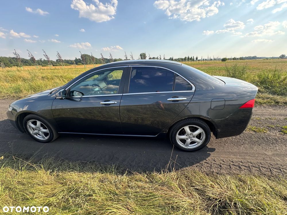 Honda Accord 2.0 Comfort - 8