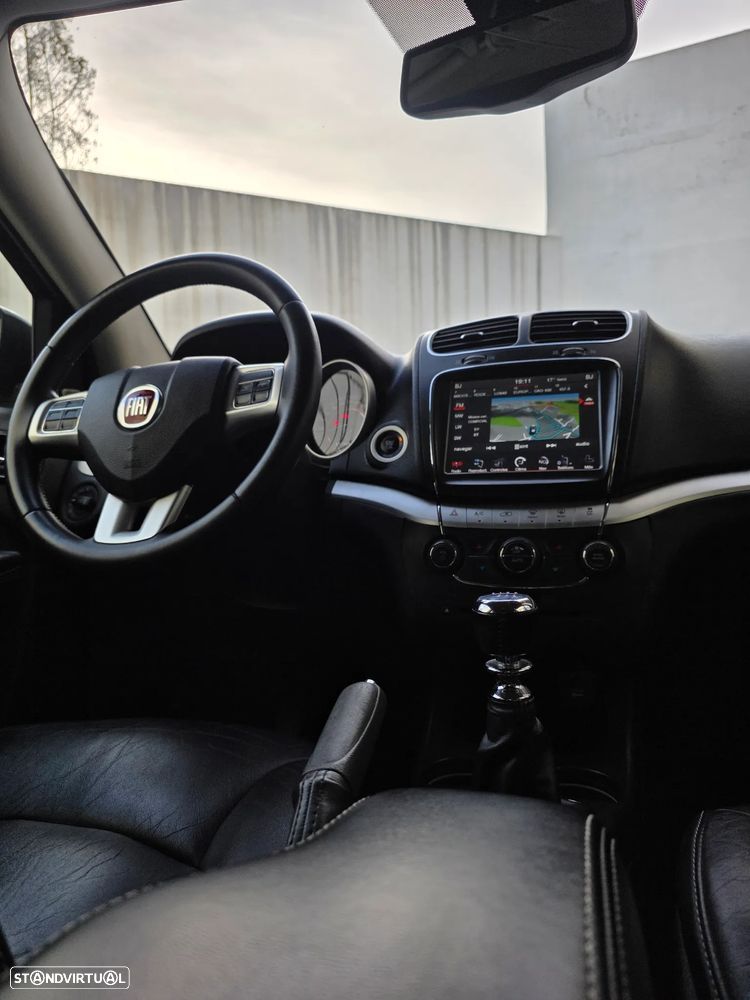 Fiat Freemont 2.0 M-Jet Cross - 37