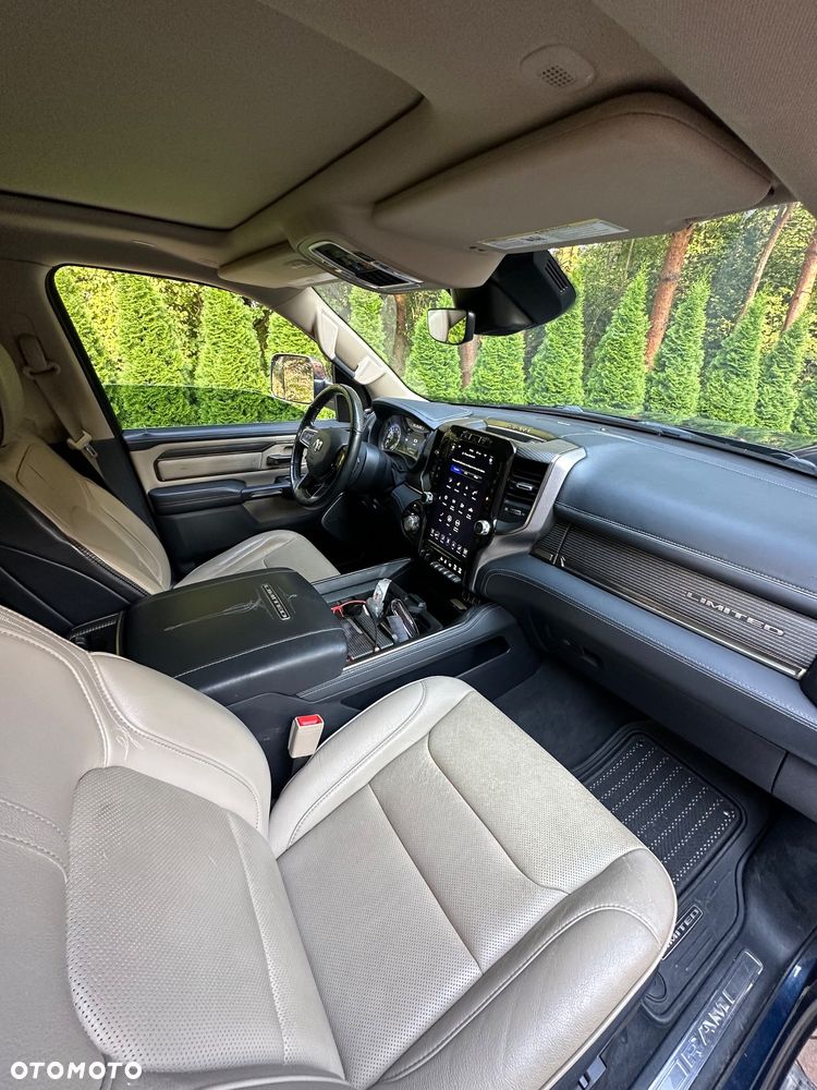 RAM 1500 5.7 Crew Cab Limited - 10