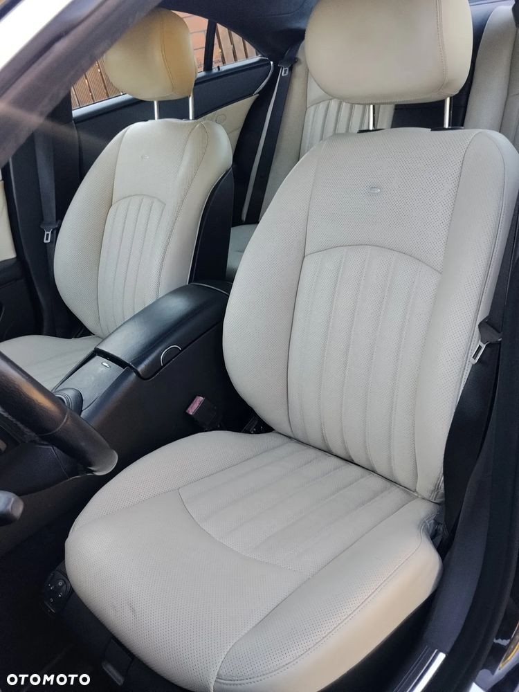 Mercedes-Benz CLS 500 - 27