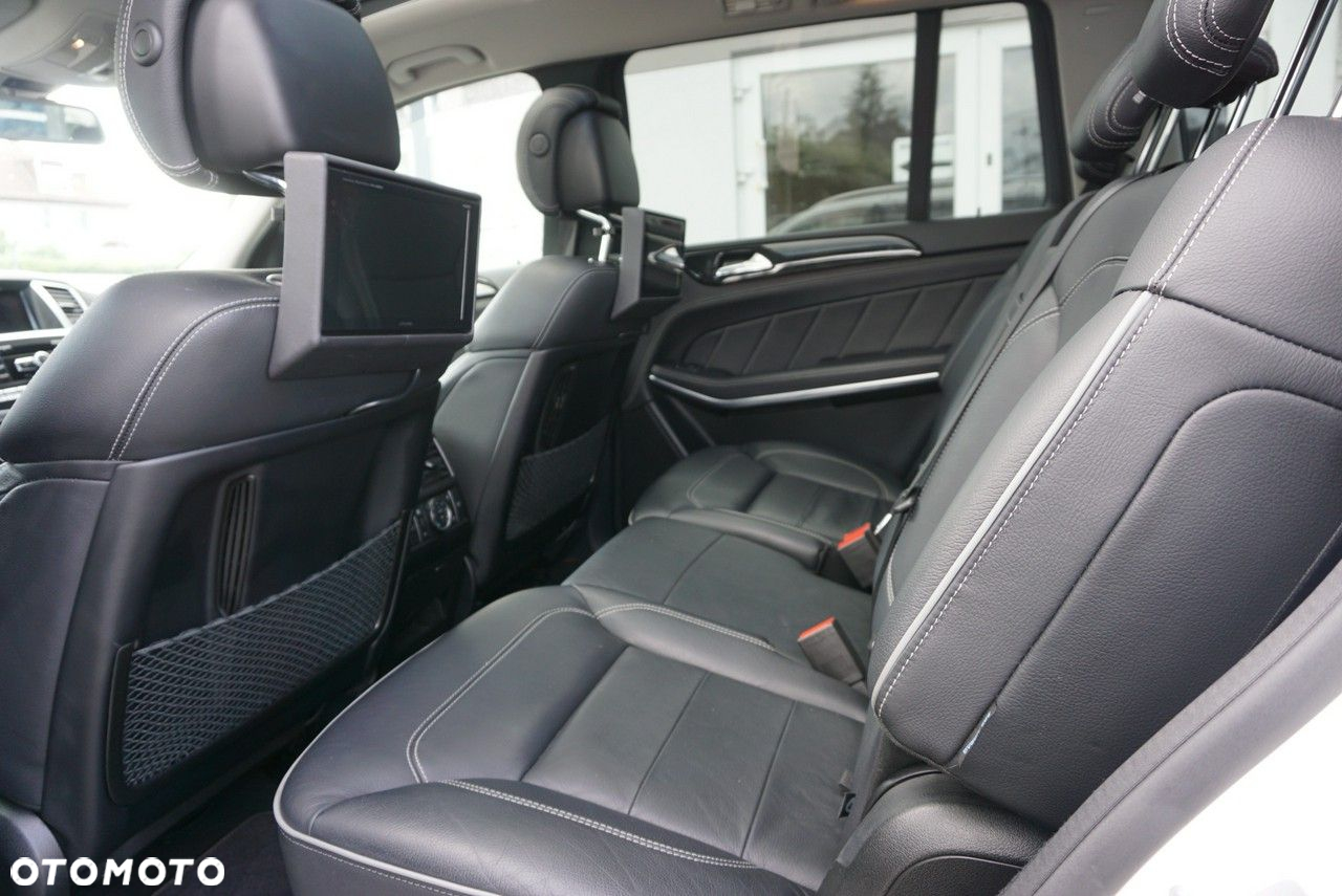 Mercedes-Benz GL - 17