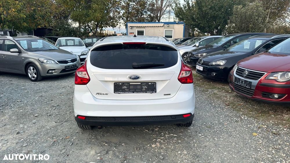 Ford Focus - 5