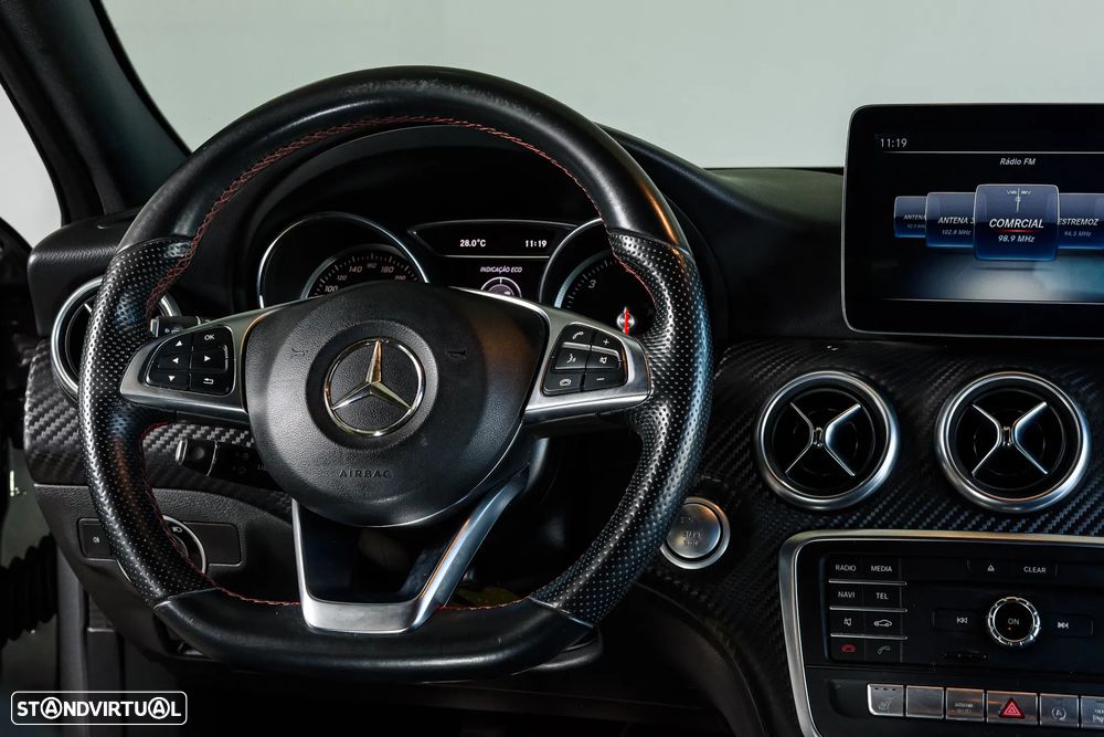 Mercedes-Benz A 180 d AMG Line — fotografia 10