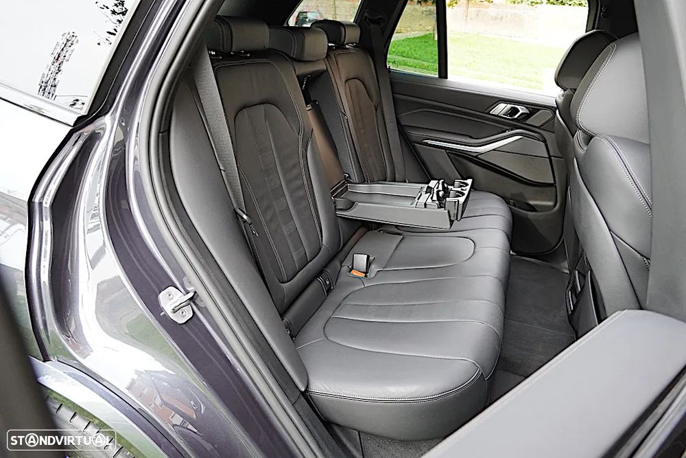 BMW X5 45 e xDrive Pack M - 27