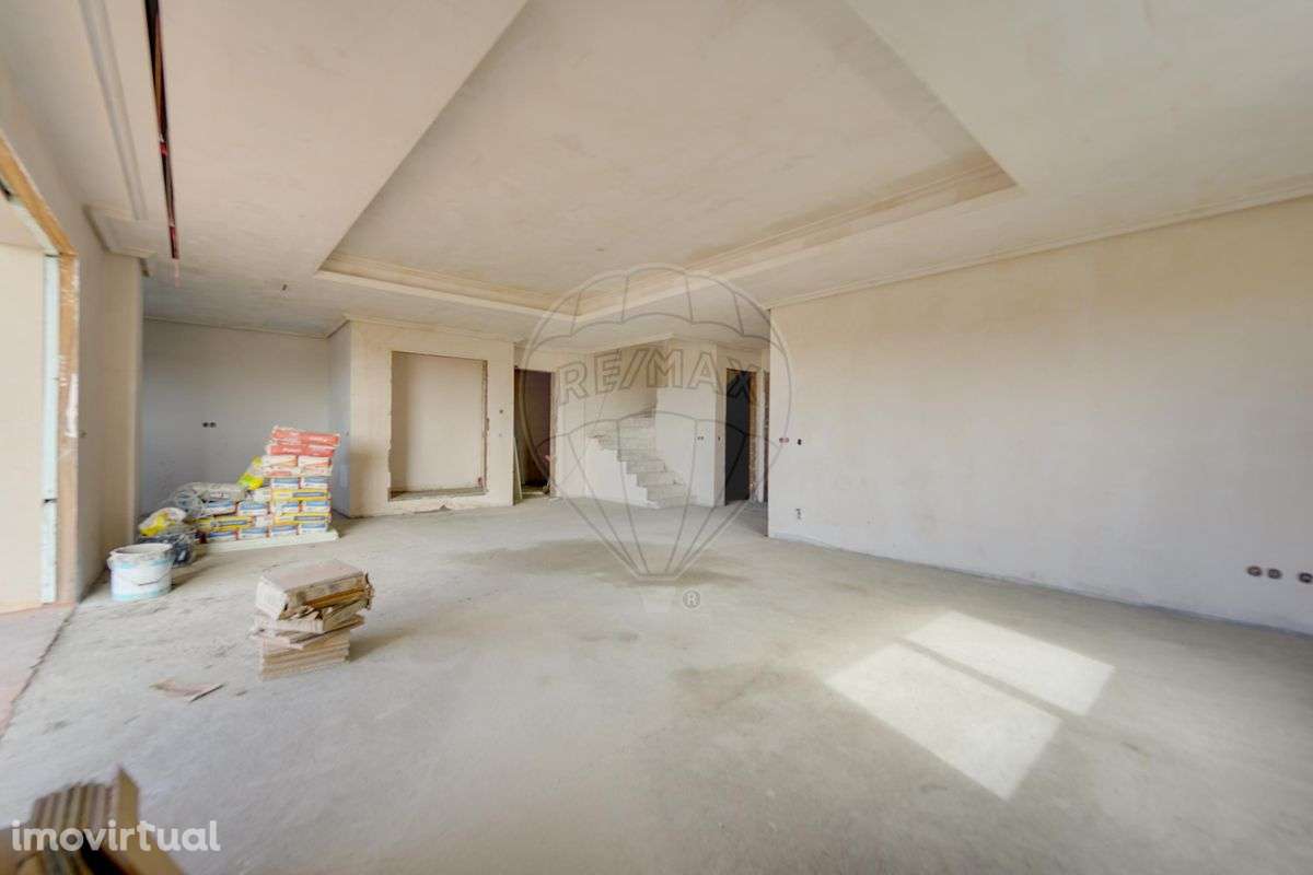 Apartamento T4 para venda - Grande imagem: 3/37