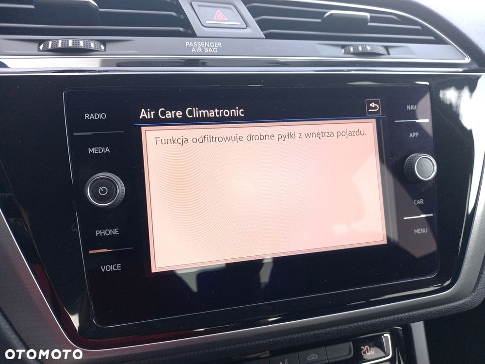 Volkswagen Touran 2.0 TDI BMT Comfortline Plus DSG - 35
