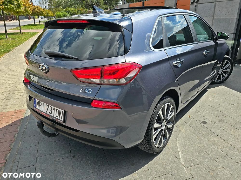 Hyundai i30 1.4 T-GDI Intro Edition - 10