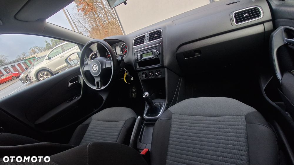 Volkswagen Polo 1.4 Comfortline - 15