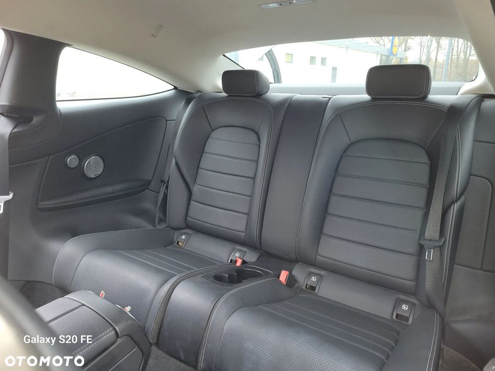 Mercedes-Benz Klasa C 250 7G-TRONIC - 13