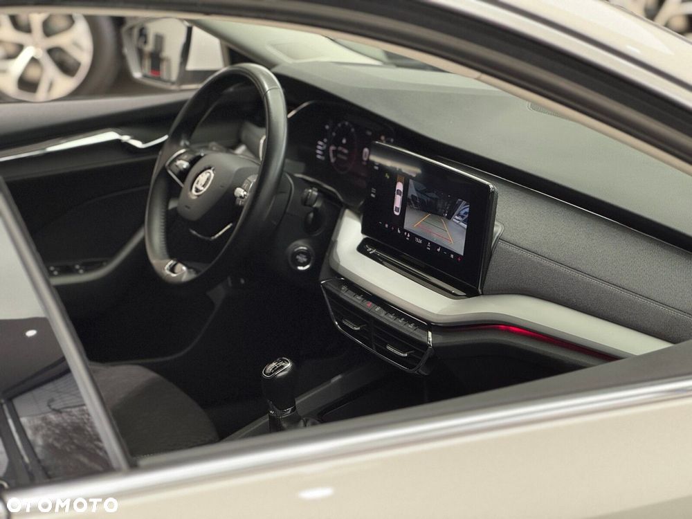 Skoda Octavia 1.5 TSI ACT Style - 38