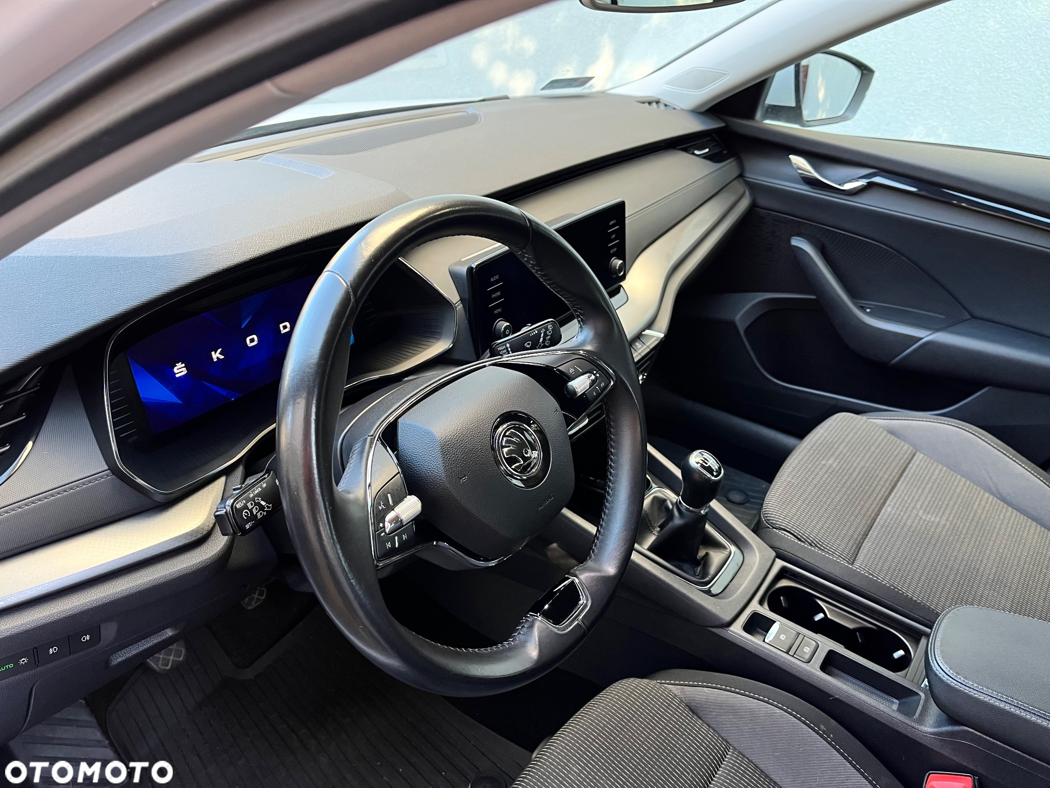 Skoda Octavia 1.5 TSI ACT Ambition - 32