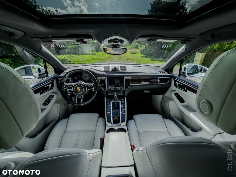 Porsche Macan S - 16