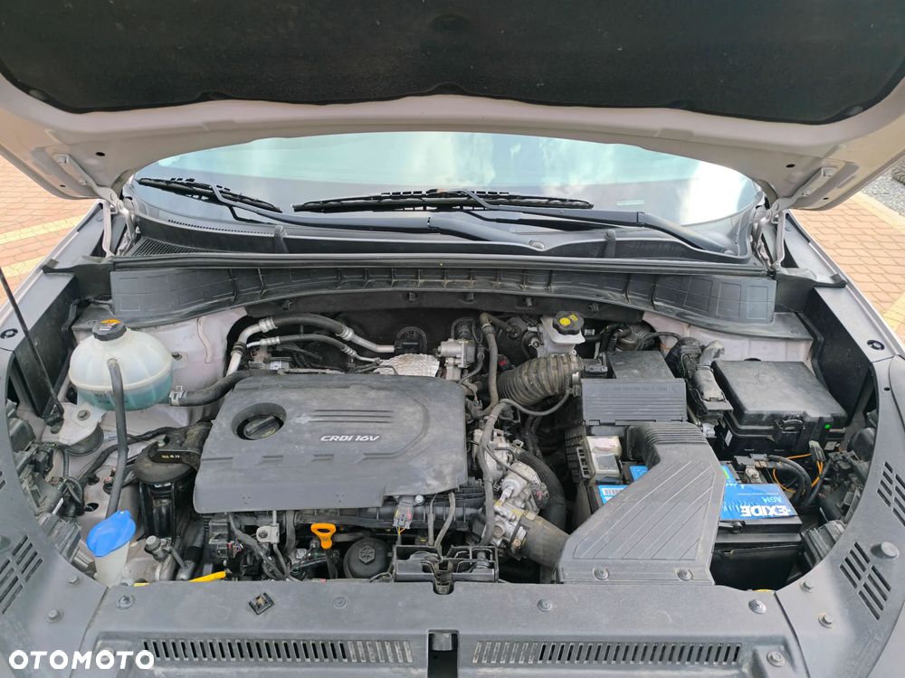 Hyundai Tucson 1.7 CRDI BlueDrive Style 2WD - 15