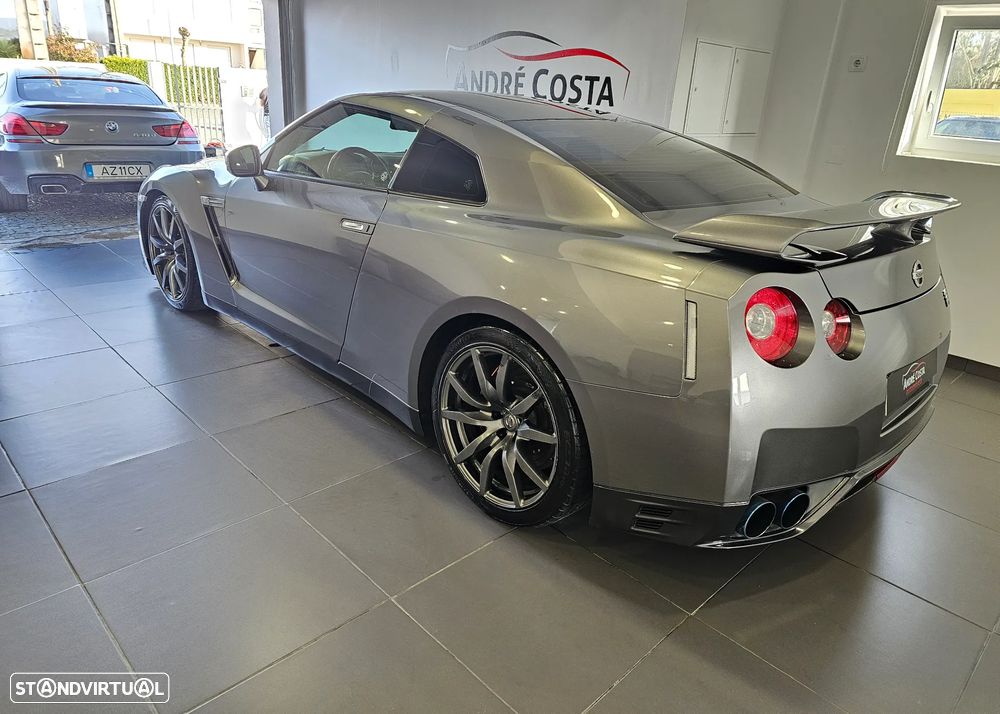 Nissan GT-R 3.8 V6 Black Edition - 13