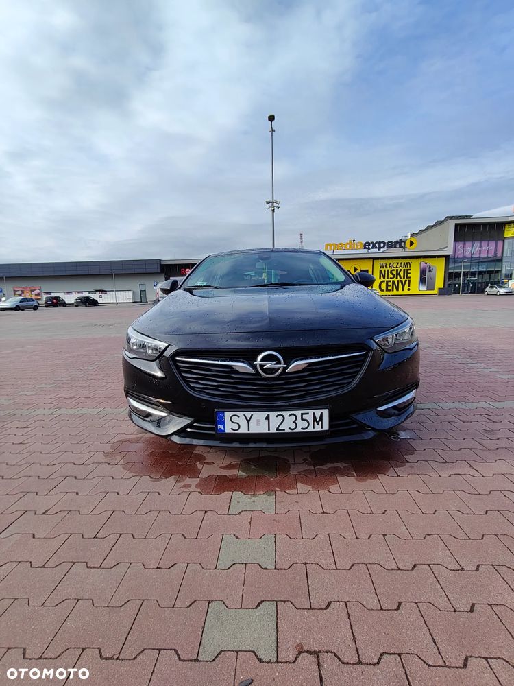Opel Insignia - 1