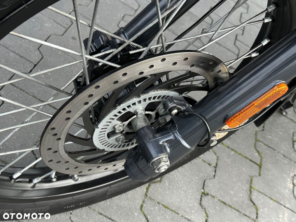 Royal Enfield Himalayan - 34